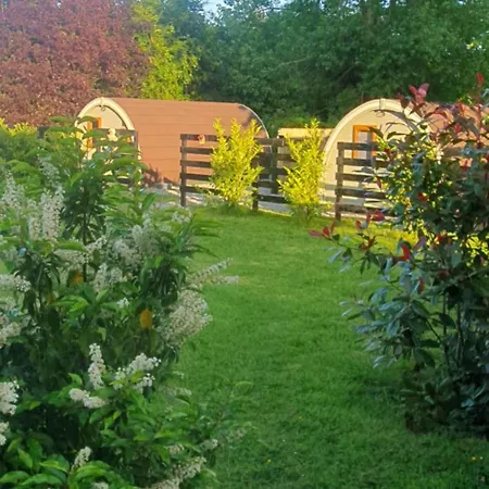 Priory Glamping Pods And Guest Campingplatz *