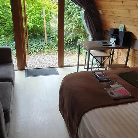 Priory Glamping Pods And Guest Campingplatz *