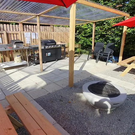 Priory Glamping Pods And Guest Kemp *