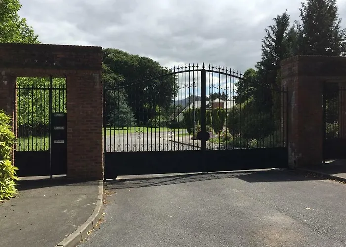 Camping Priory Glamping Pods And Guest *